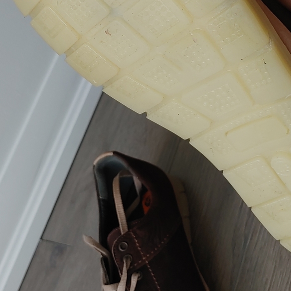 Brown shoes - Picture 3 of 3